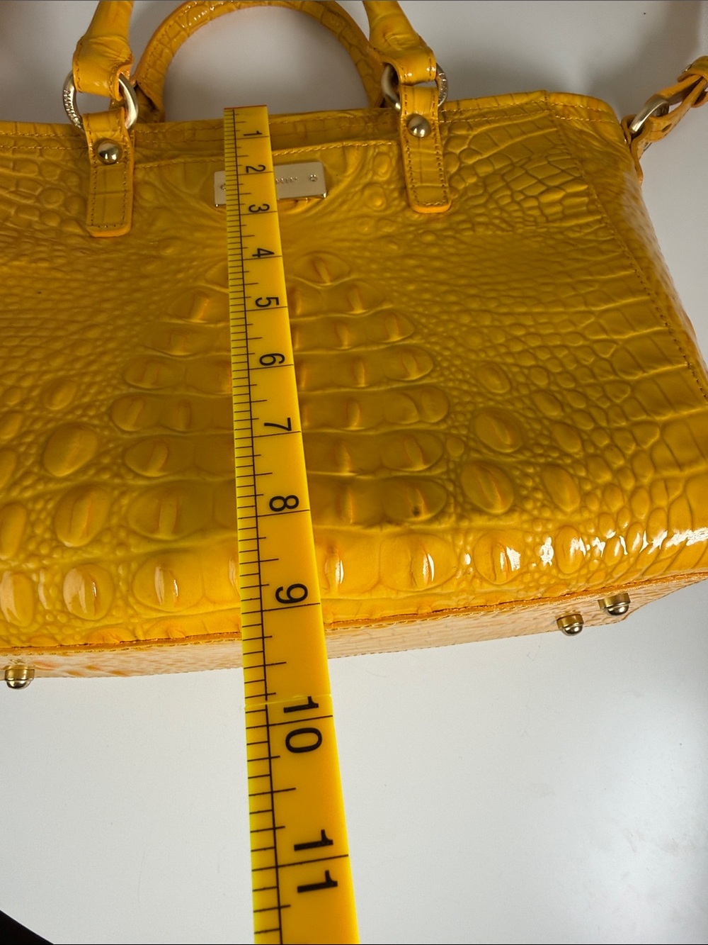 Brahmin Medium Asher Tote in Yellow Melbourne Croc Embossed Leather - Picture 11 of 12